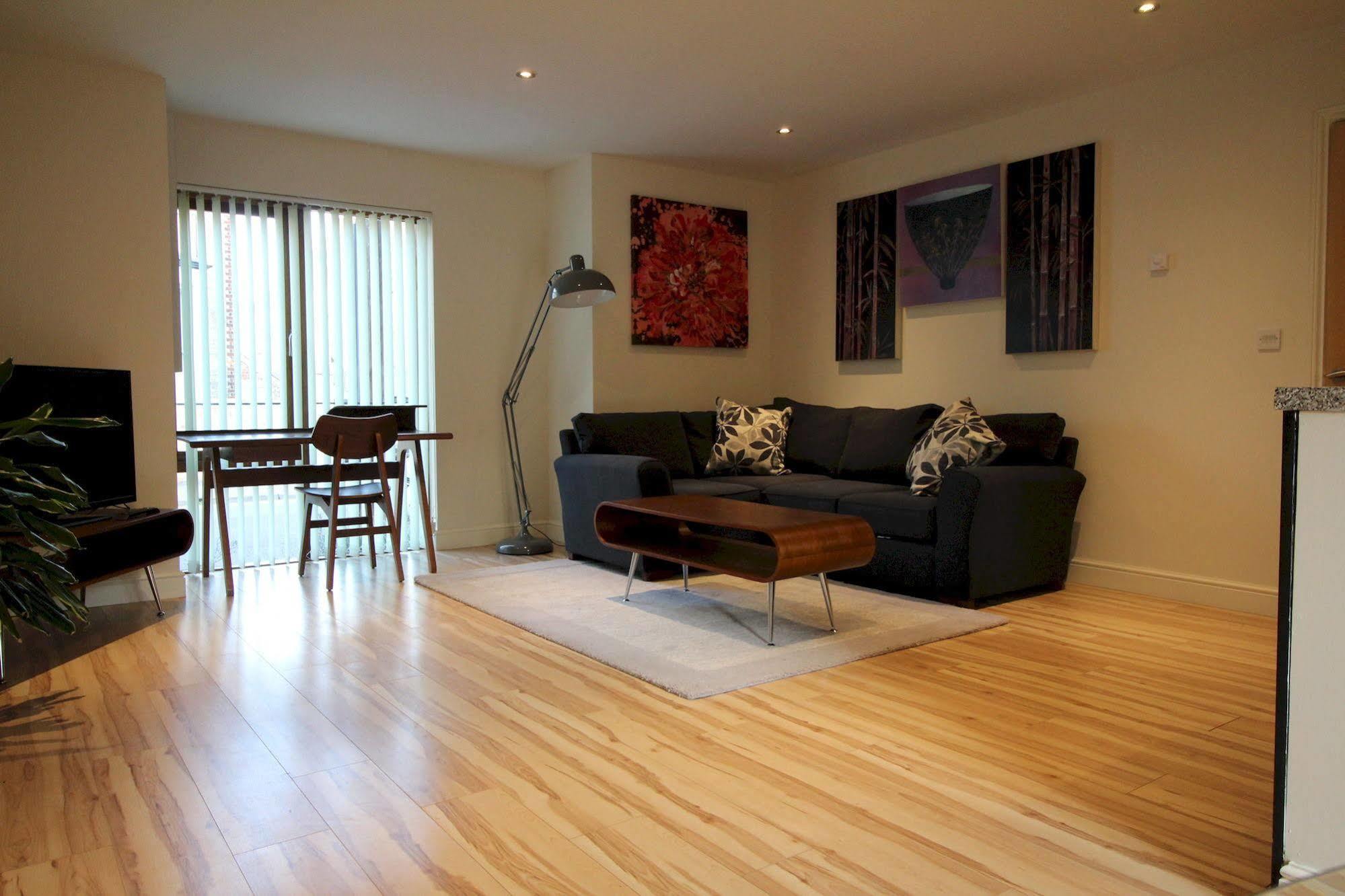 Lux Living Apartments - Alpha Apartments CBG Esterno foto