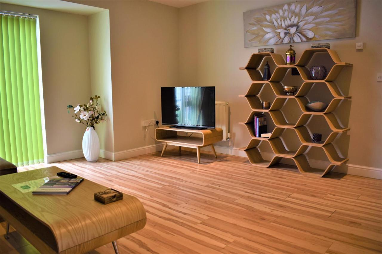 Lux Living Apartments - Alpha Apartments CBG Esterno foto